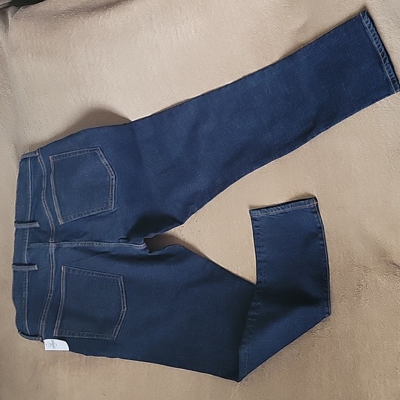 GAP Men's Slim Taper Fit Denim Jeans - Picture 2 of 7